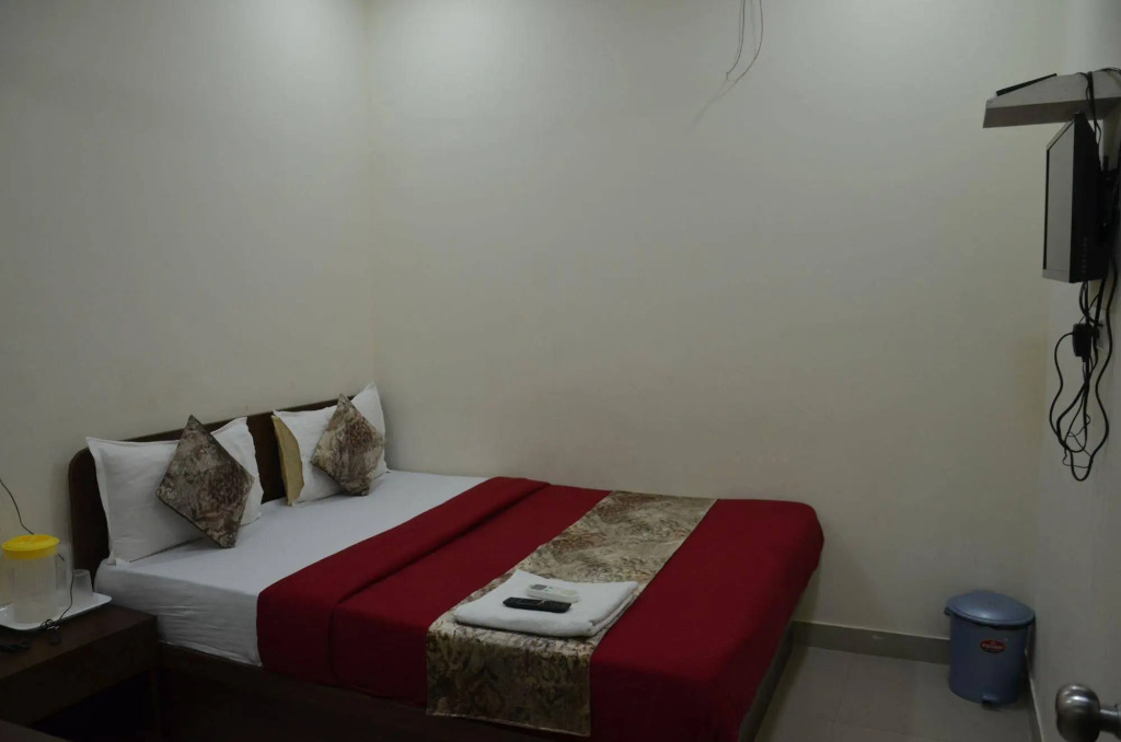 HOTEL SAI GRAND RESIDENCY