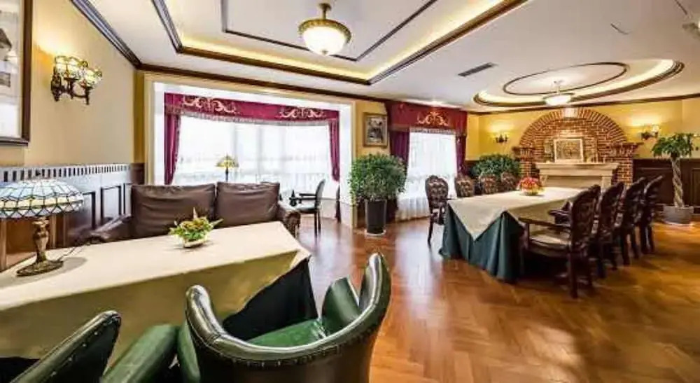 Seine House