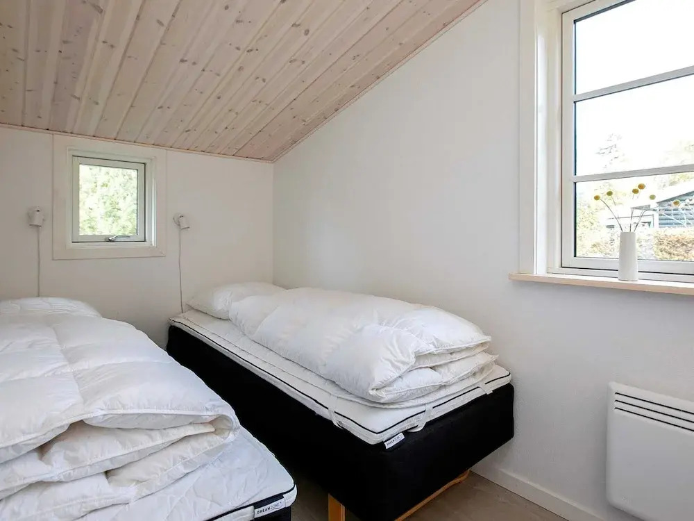 4 Person Holiday Home in Vaeggerlose