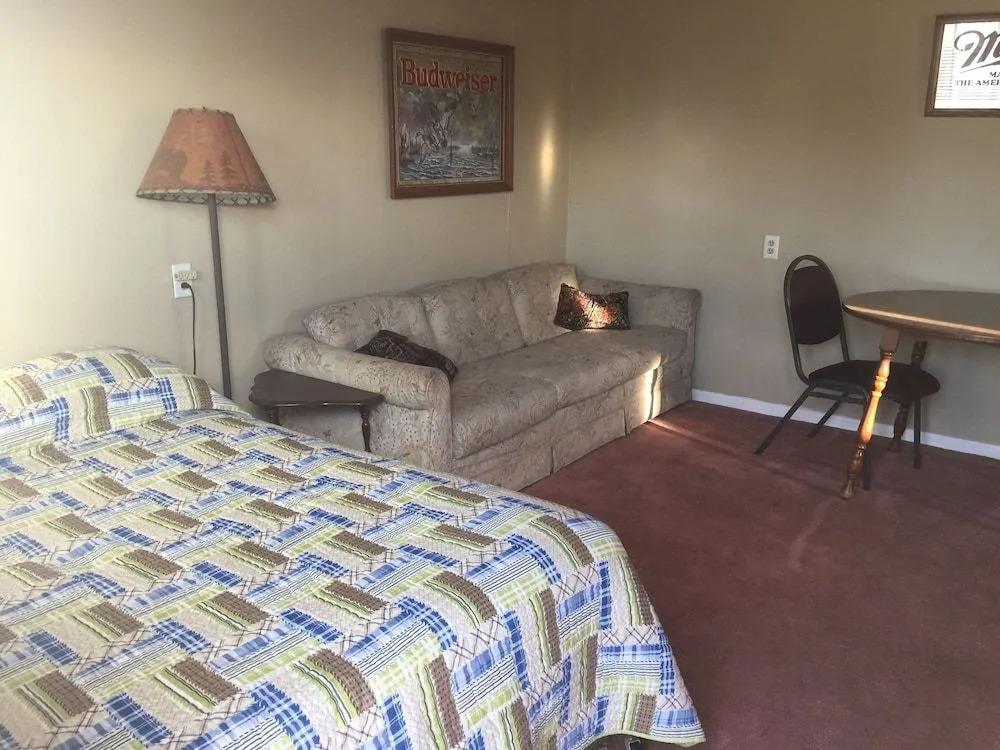 West Side Motel