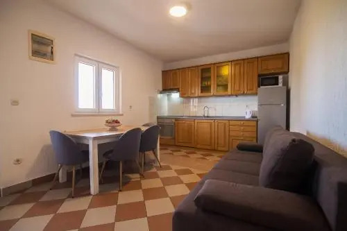 Apartment Teskera 1