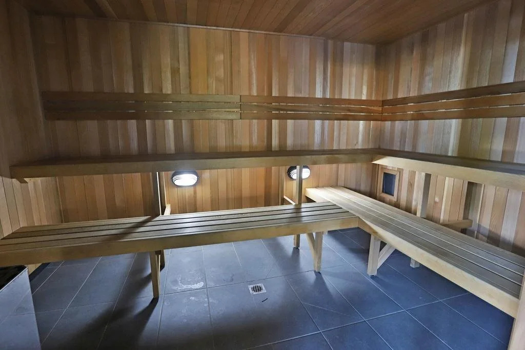 Melbourne Knox Central Apartment Hotel Official