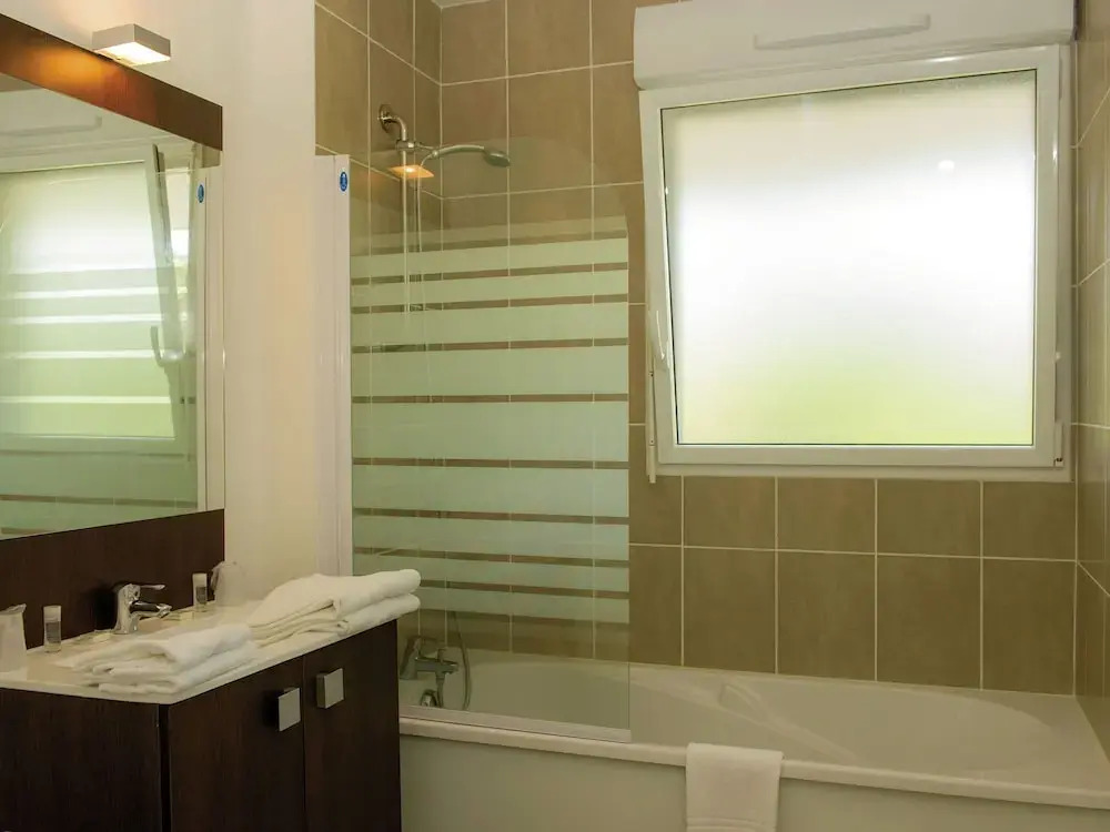 Modern apartment near the Relais Thalasso Thermes spa