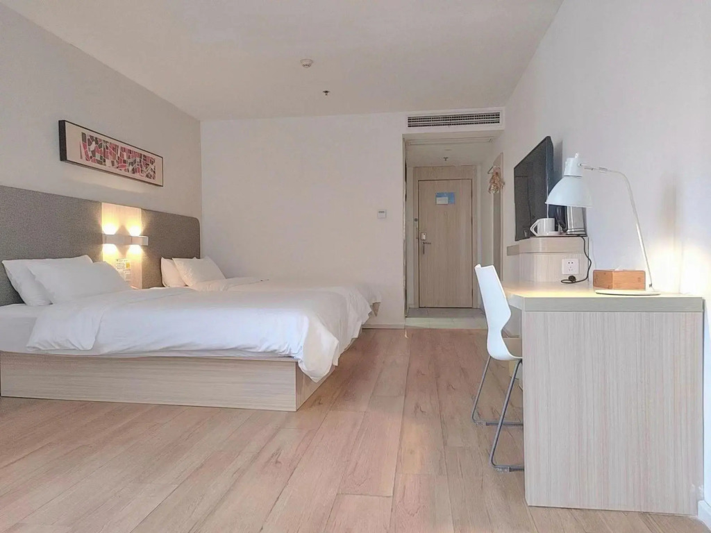 Hanting Hotel Wuxi Donggang Hongdou Wanhua City