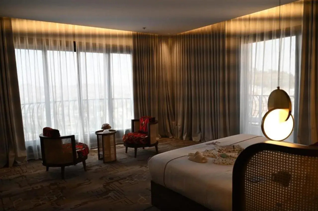 Golden Balcon Hotel