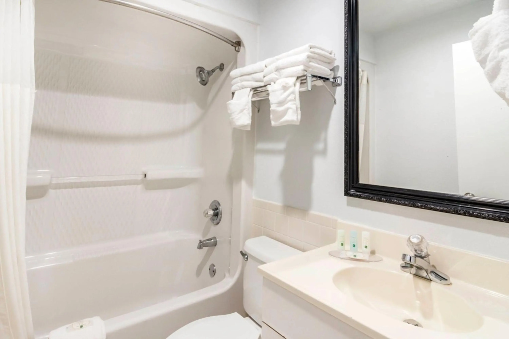Quality Inn near Six Flags Douglasville