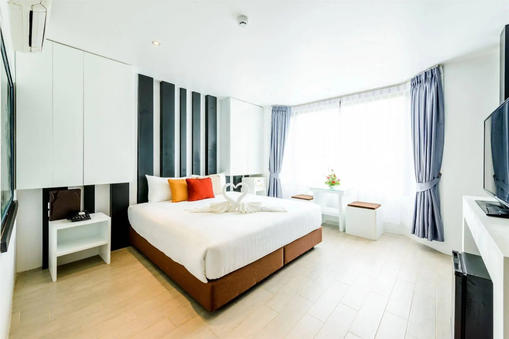 Nara Grandeur Hotel Patong