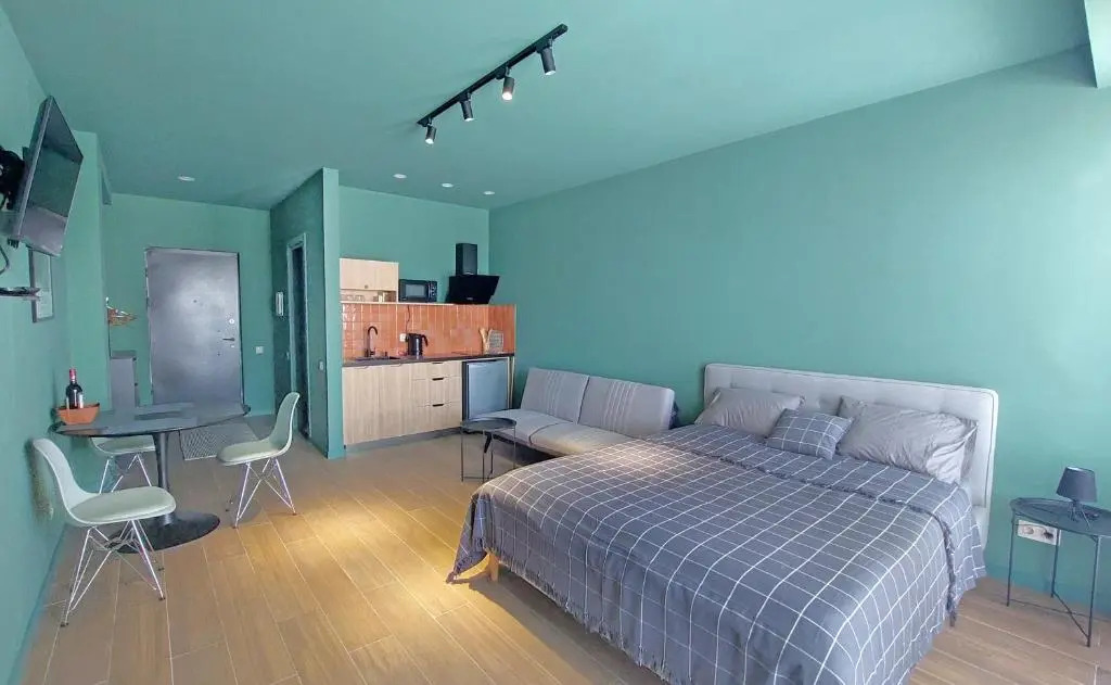 Gudauri Roshka Apt #412