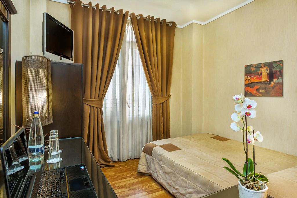 Egnatia Hotel
