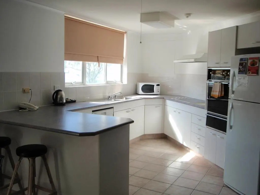 Grosvenor Beachfront Apartments Surfers Paradise