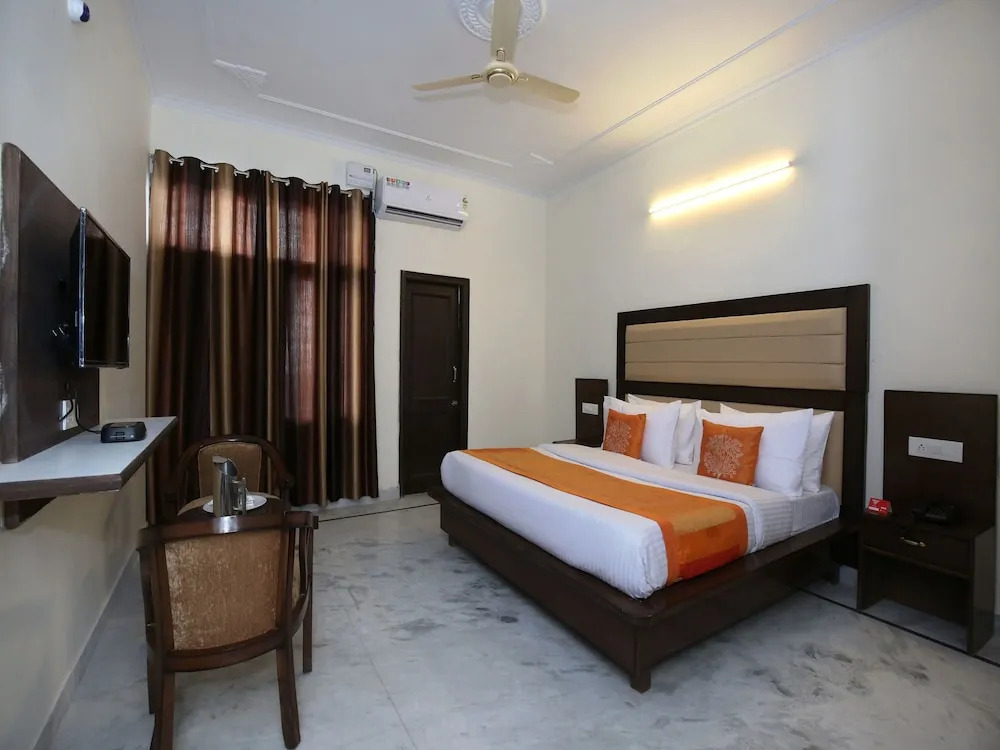 OYO 9922 Rishi & Kunal Guest House