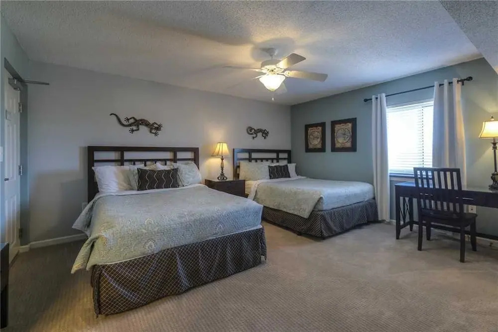Yacht Clubs #1-801B - 2 Br Condo