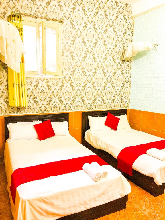 Hai Quyen Thien Cu Hotel