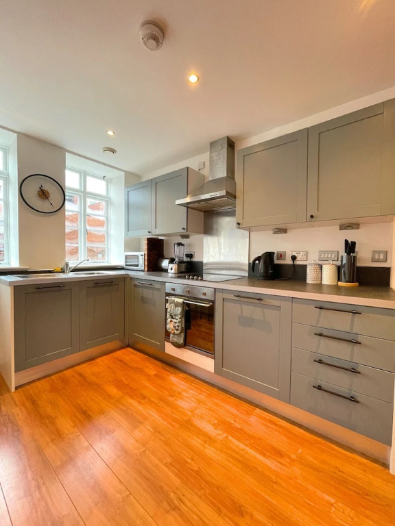 Modern Urban Sheffield Hideaway