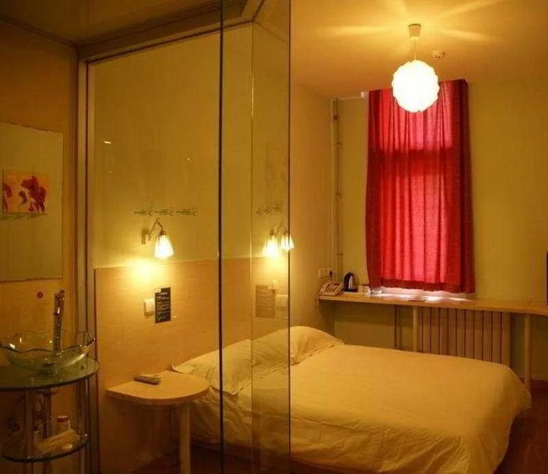 Tianjin Champagne Town Hotel