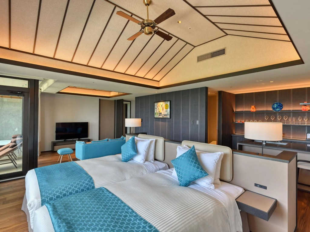 FUSAKI BEACH RESORT HOTEL & VILLAS