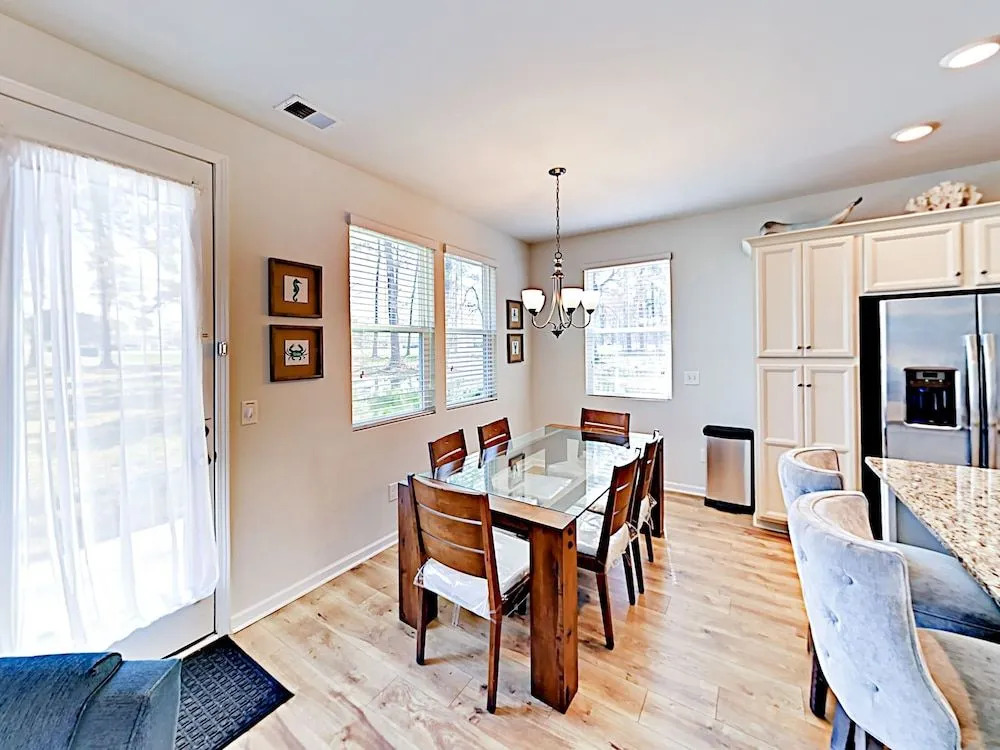 Cloisters - 4 Br Home