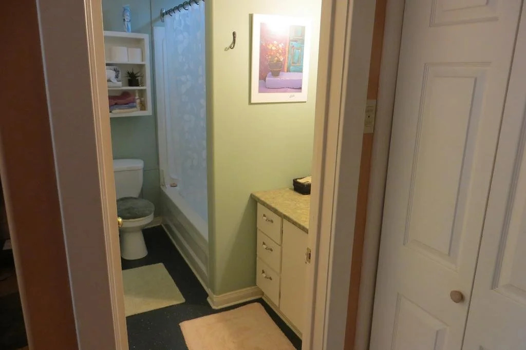 Pleasant Street Suites