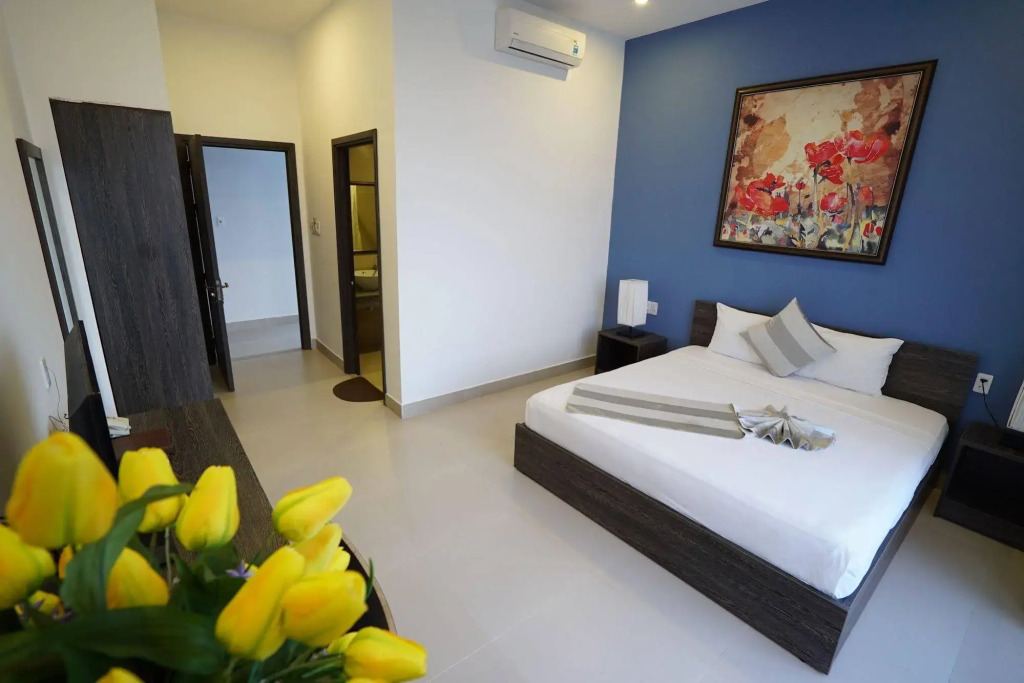 Golden Dragon Hotel