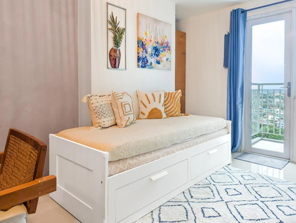 2-Bedroom QC SM North EDSA Condo Pool