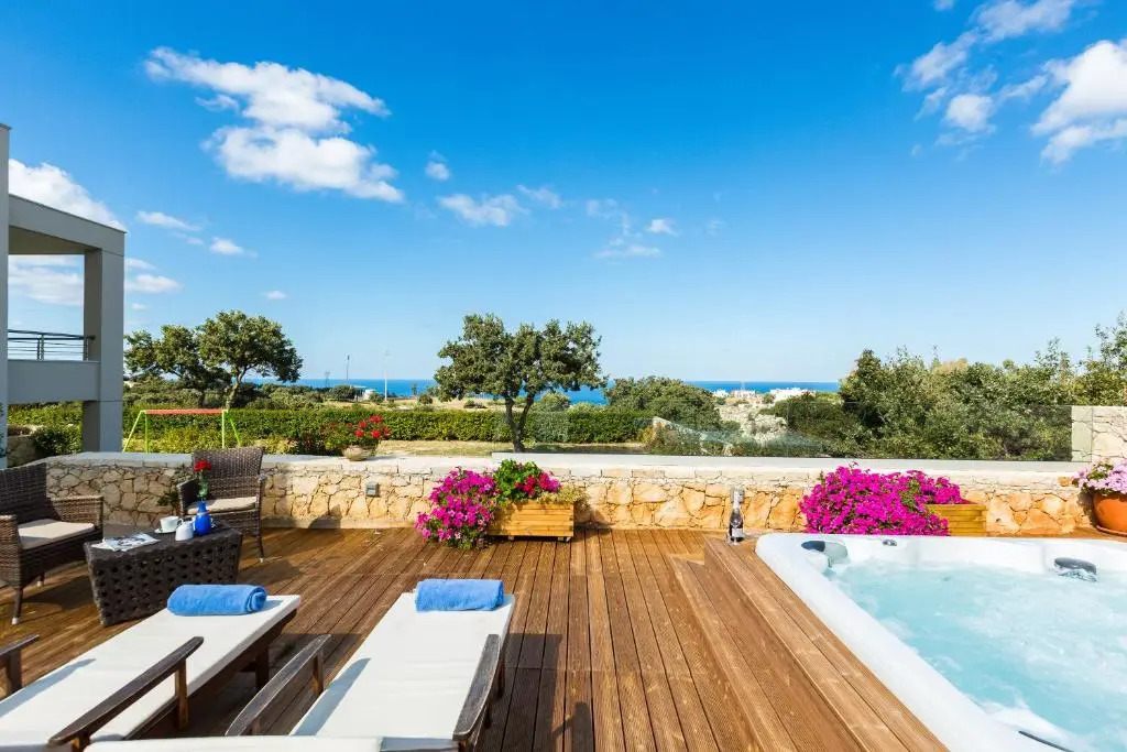 Villa Victoria - A Private Family Gem