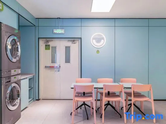 Hi Inn Hotel (Tianjin Binhai International Airport Dengzhou South Road Subway Station)