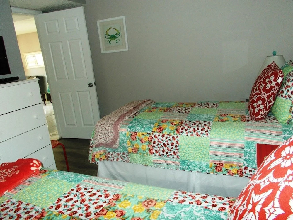 Ocean and Racquet Club 5112 2 Bedrooms 2 Bathrooms Condo