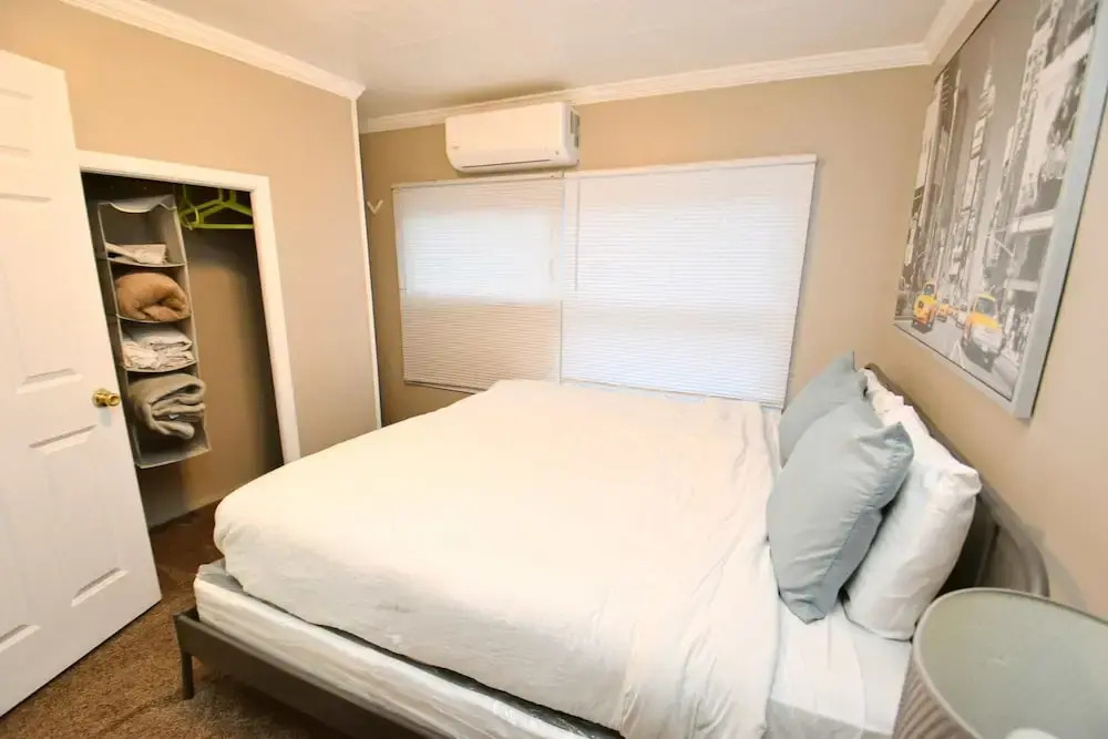 1 Bedroom Apartment Close to Notre Dame 1309 6