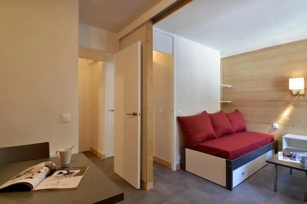 Residence Saintjacques Divisible Studio for 4 People in the Resort Center, 25 m2 S712