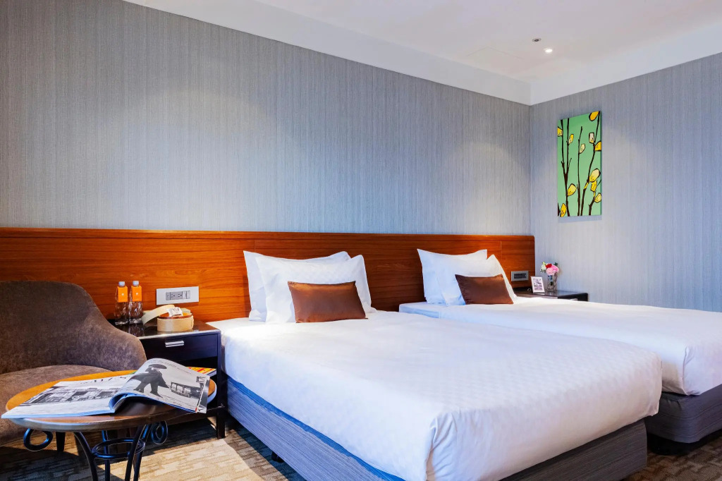 Pacific Business Hotel