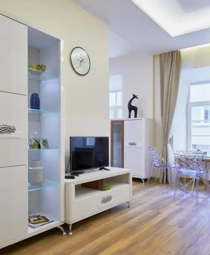 Town Hall Square Apartment