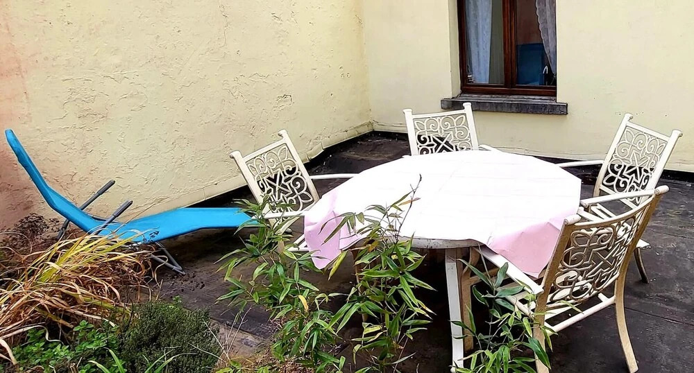 Bright Handy Studio Near Nato