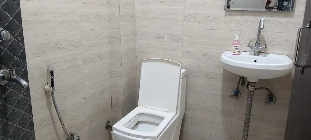 Diamond Star Hotel