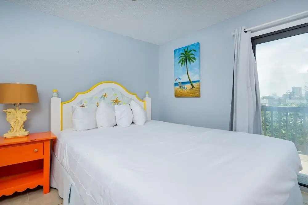 Romar Village 222