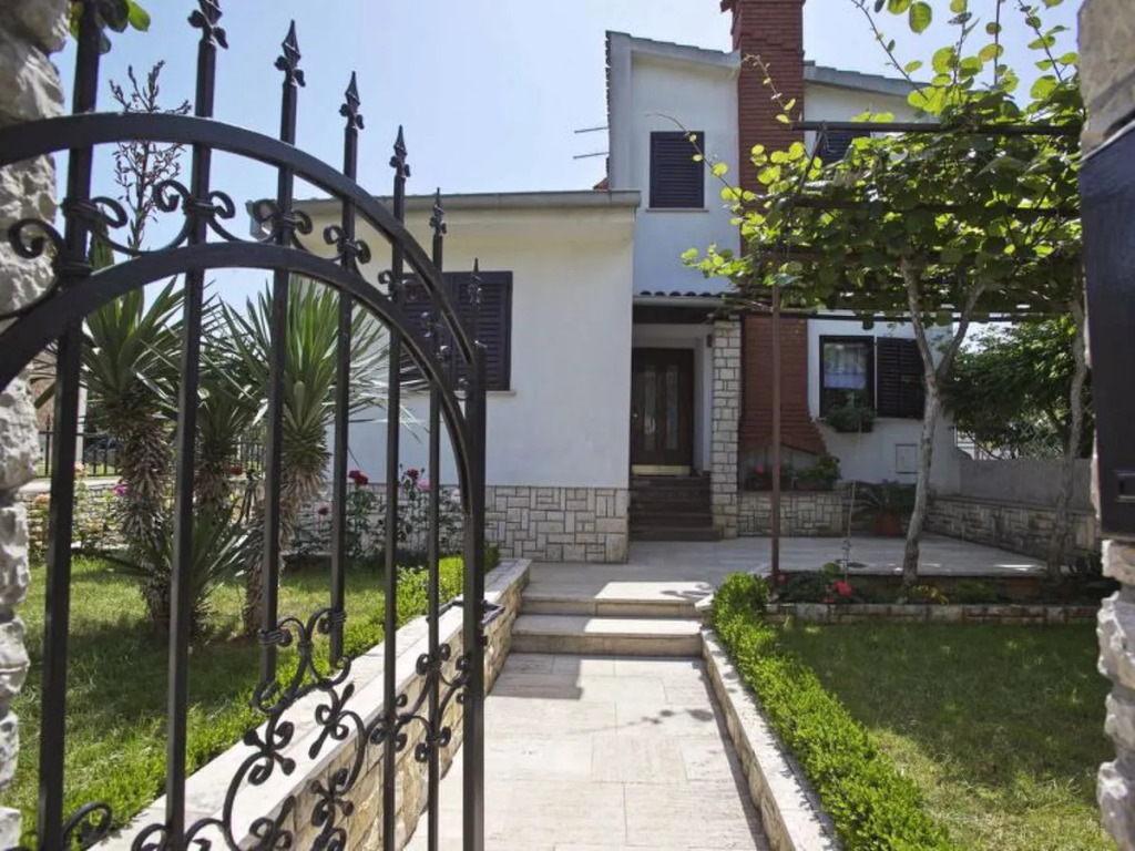Apartment Danica Fažana/Peroj 21039