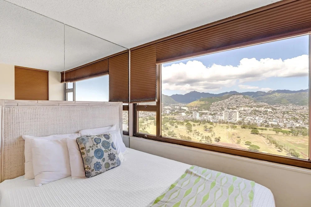 Tower 2 Suite 3709 - QQP