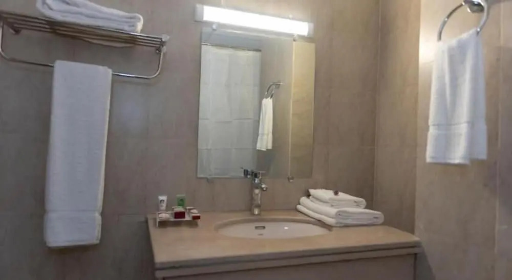 Hotel One Naran