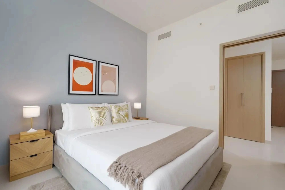 Maison Privee - Modern Chic Apt w/ Unobstructed Burj Khalifa Views