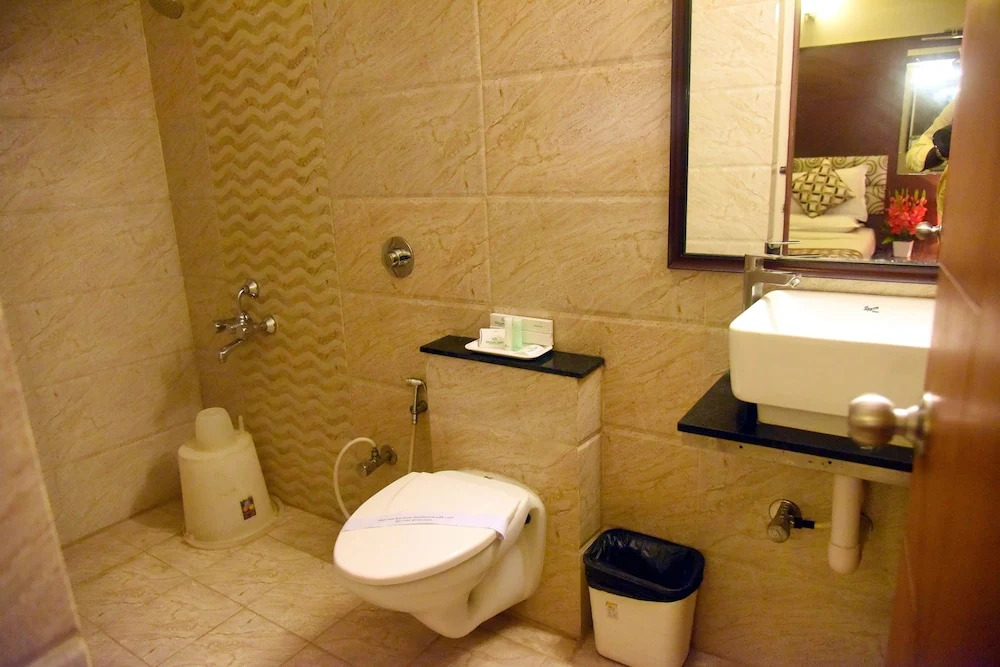Greens Estate Business Class Hotel