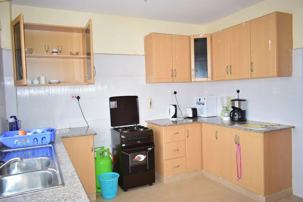 254 Airport Inn