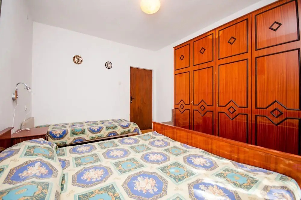 Apartments Josip