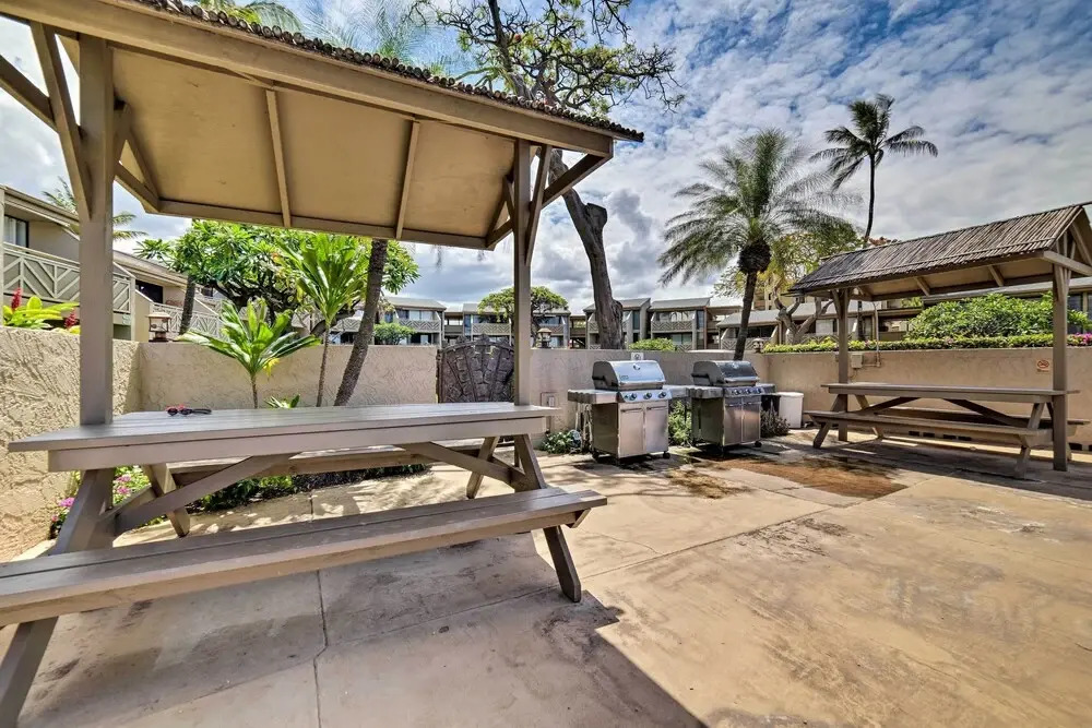 Ocean-view Kihei Condo w/ Pool Access!
