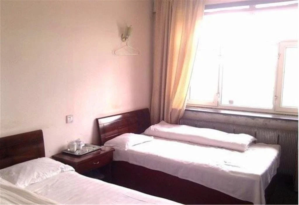 Zhalantun Jianxin Business Hotel
