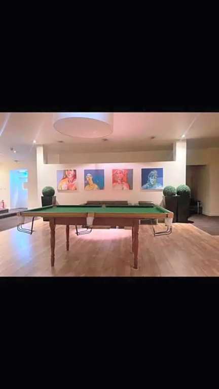 Heart Of Aberdeen City Centre 3 Bedrooms Apartment