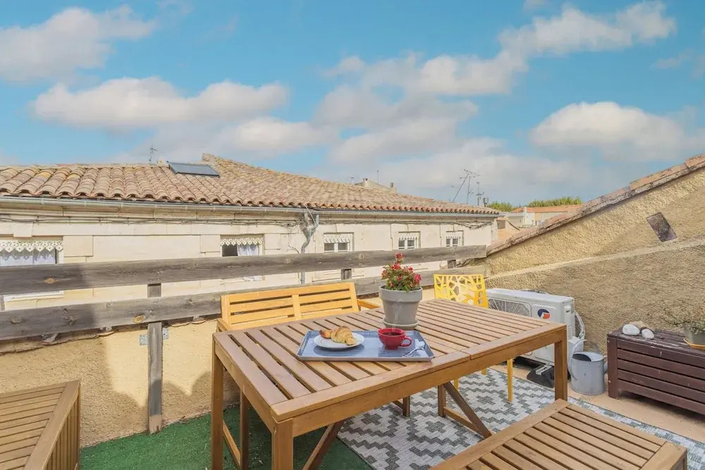 Central Narbonne with Rooftop Terrace