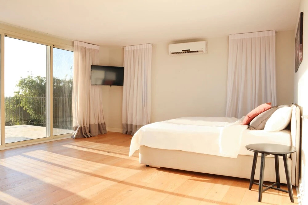 Gorgeous Mansion by Caesarea's Greatest Beach-hosted by Sweetstay
