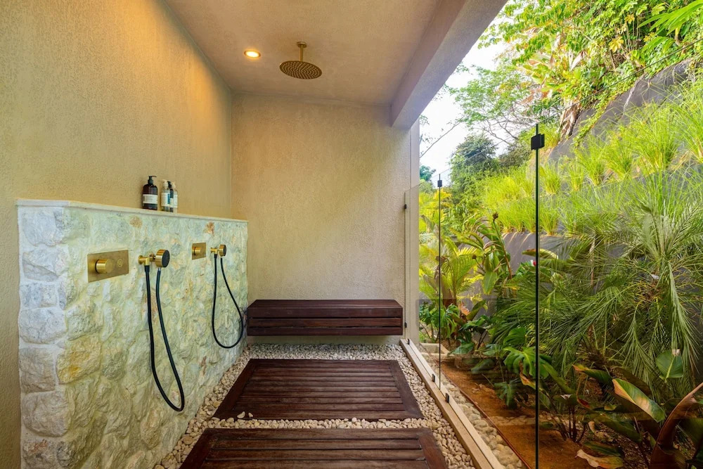 Riverstone Elevated Living Near Beach Town