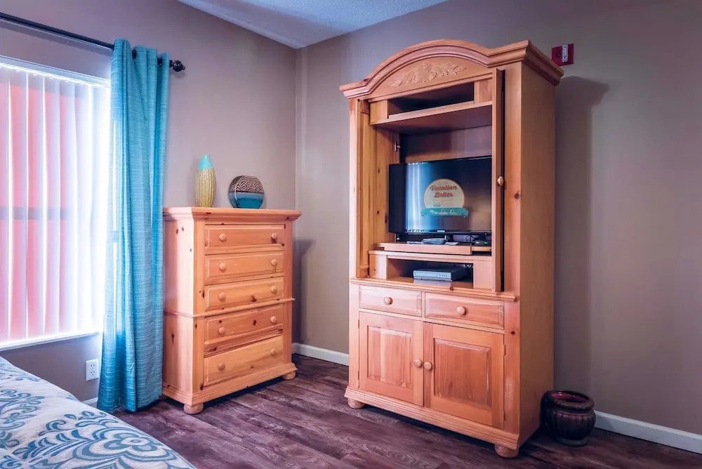 Whispering Pines 412