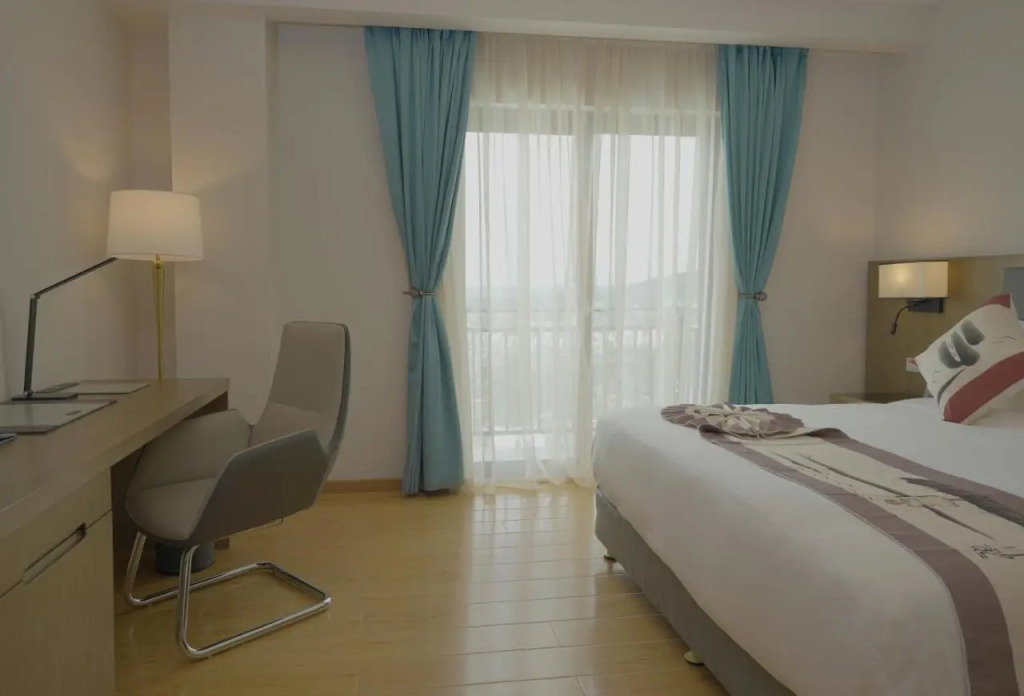 Stay Easy Plus Hotel