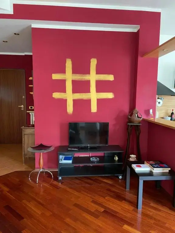 Zen Apartment Located In Turin Pre Hill